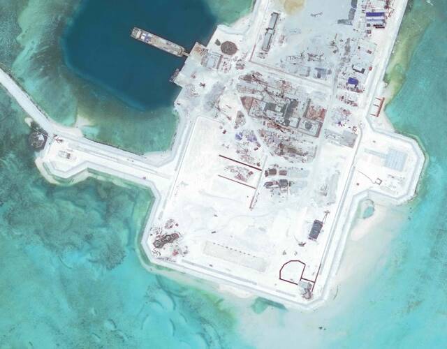 敢教南海换新天 直击中国南沙华阳礁三年变迁与卫星通信服务